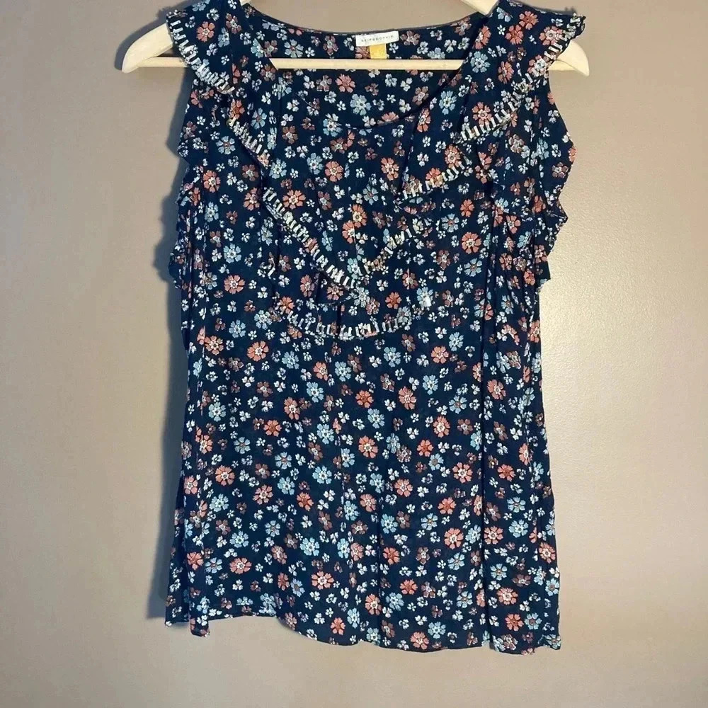 Leifsdottir floral ruffle  ornements collar blouse